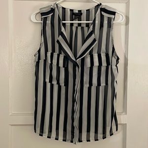 NWOT Timing Black and White Stripe Tank Blouse